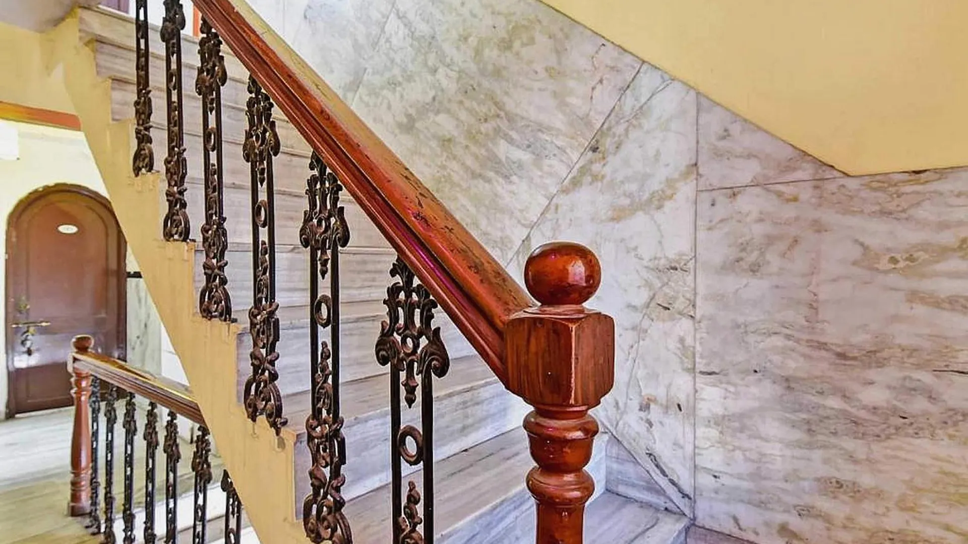 Hotel O Royal Surbhi Ουνταϊπούρ 3*,  Ινδία