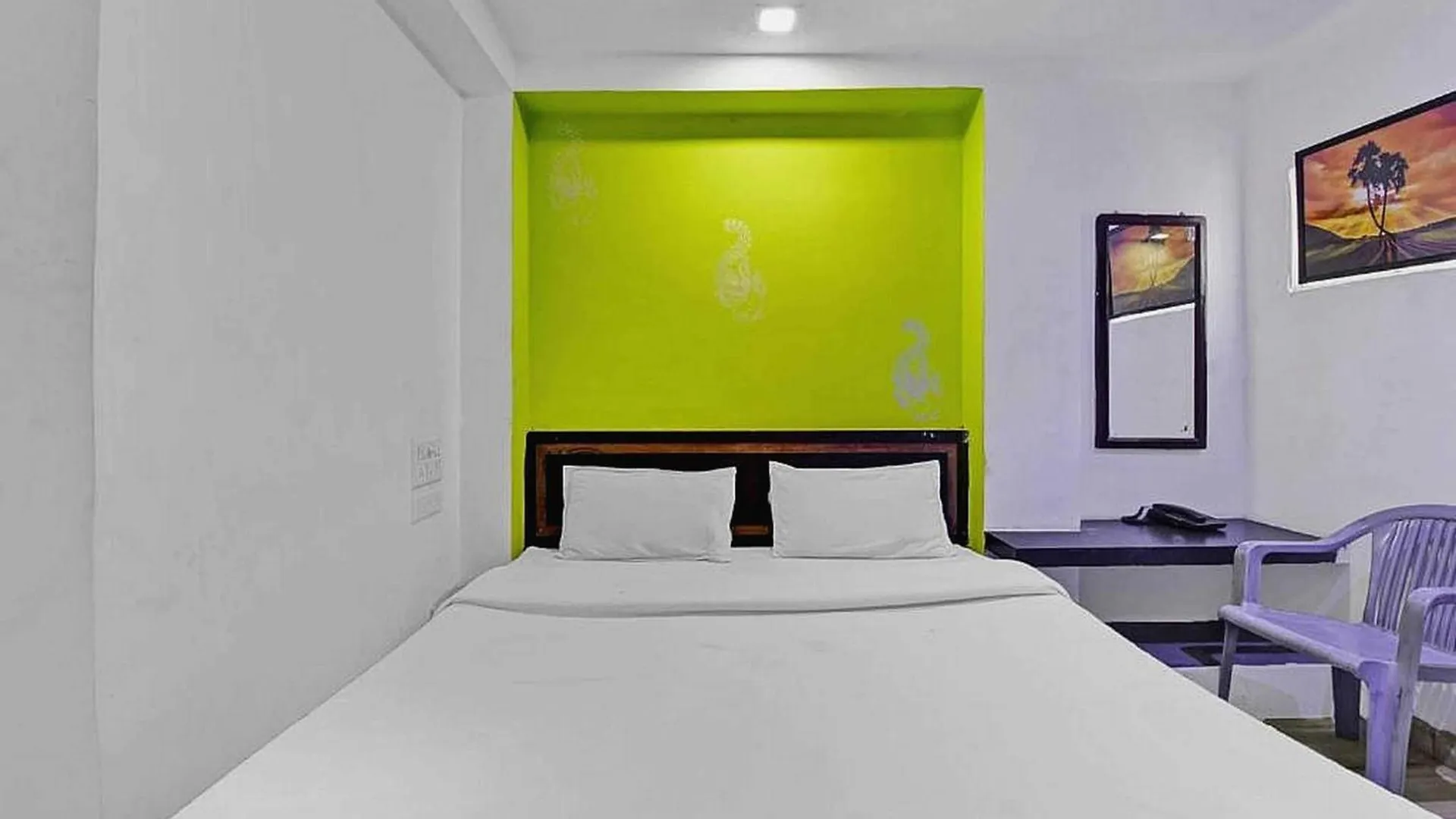 Hotel O Royal Surbhi Ουνταϊπούρ