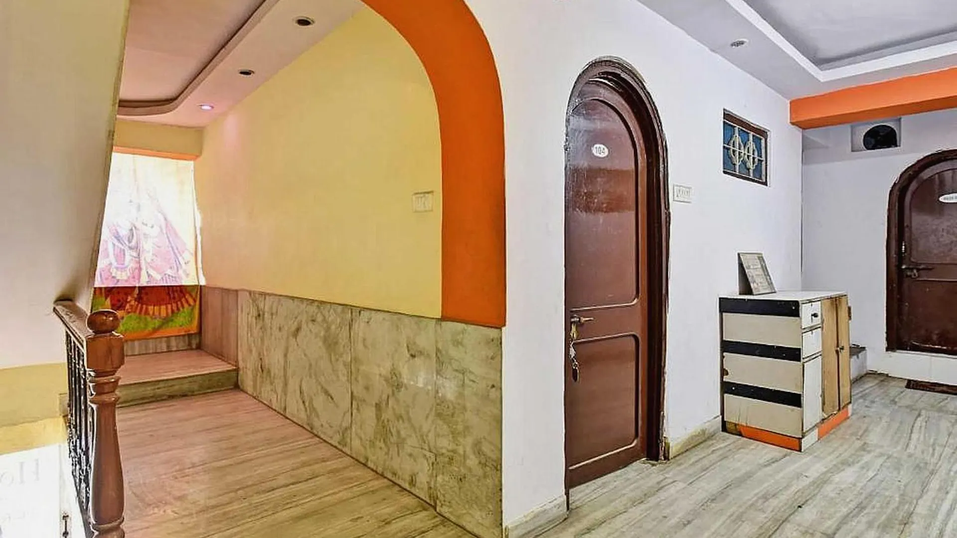 Hotel O Royal Surbhi Ουνταϊπούρ Ινδία