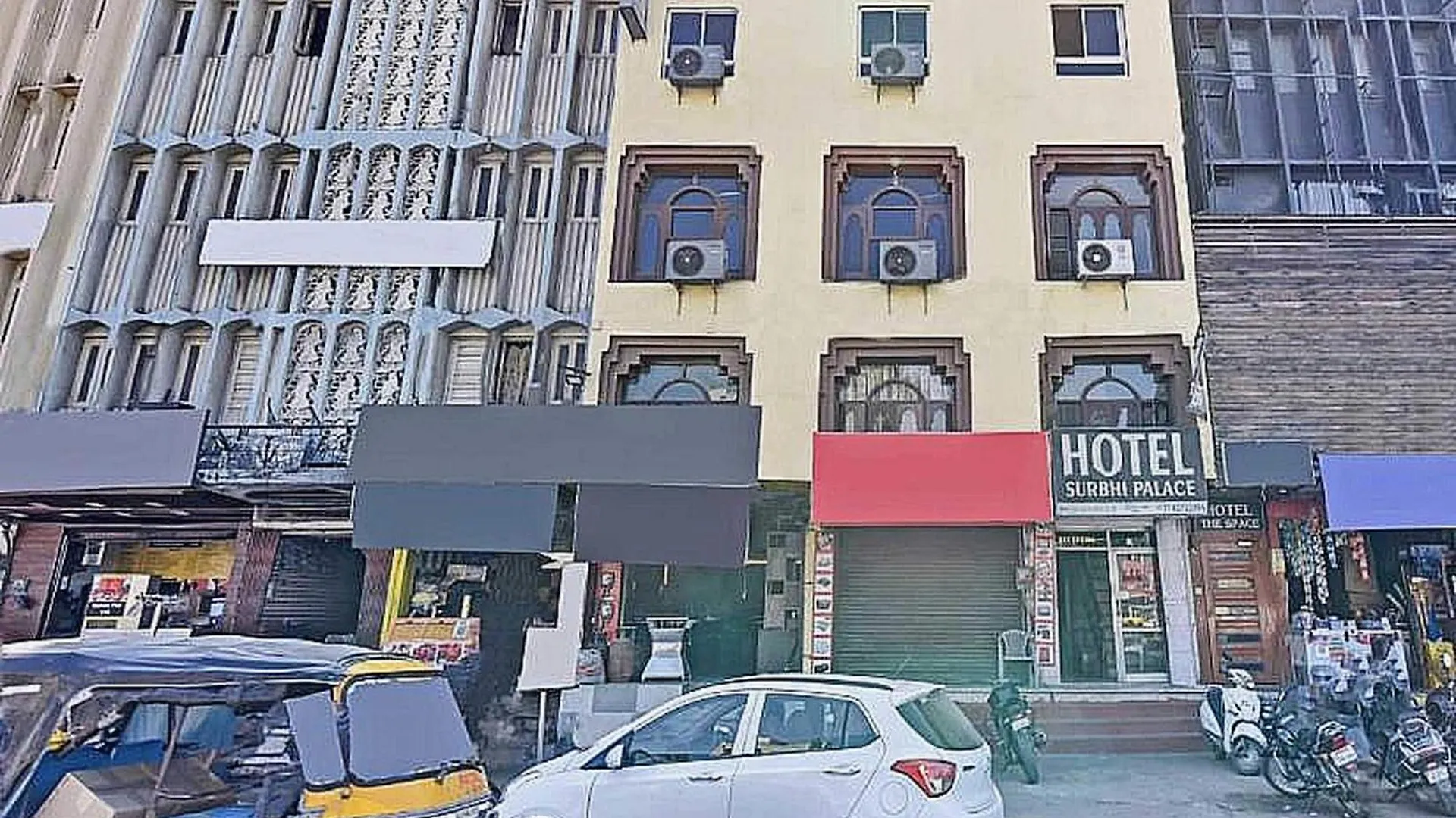 Hotel O Royal Surbhi Ουνταϊπούρ